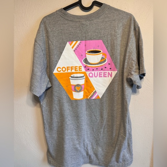 Coffee Queen Graphic T-shirt. Grey & Pink. Size Medium - Picture 3 of 6